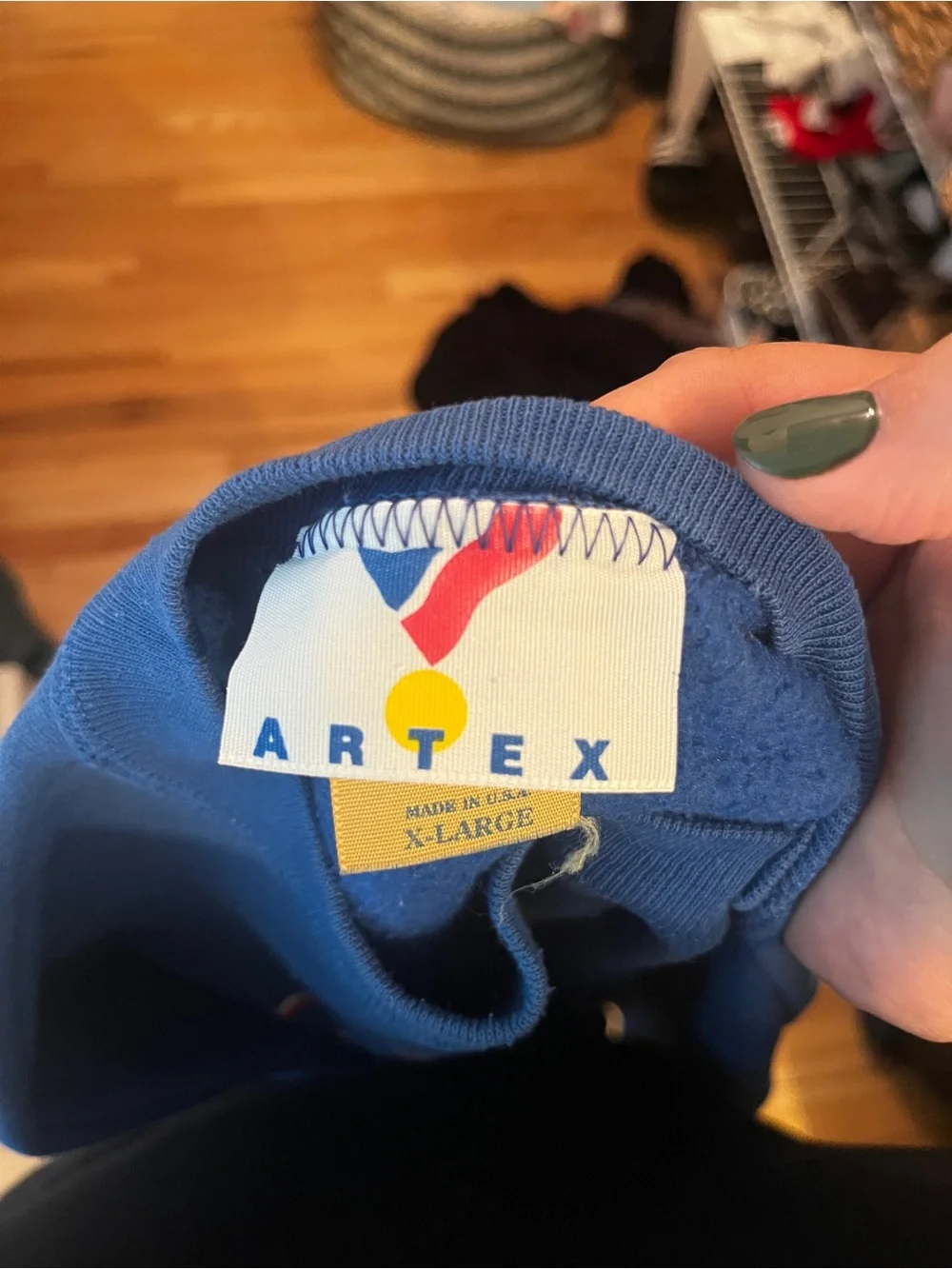 N/A blue crewneck